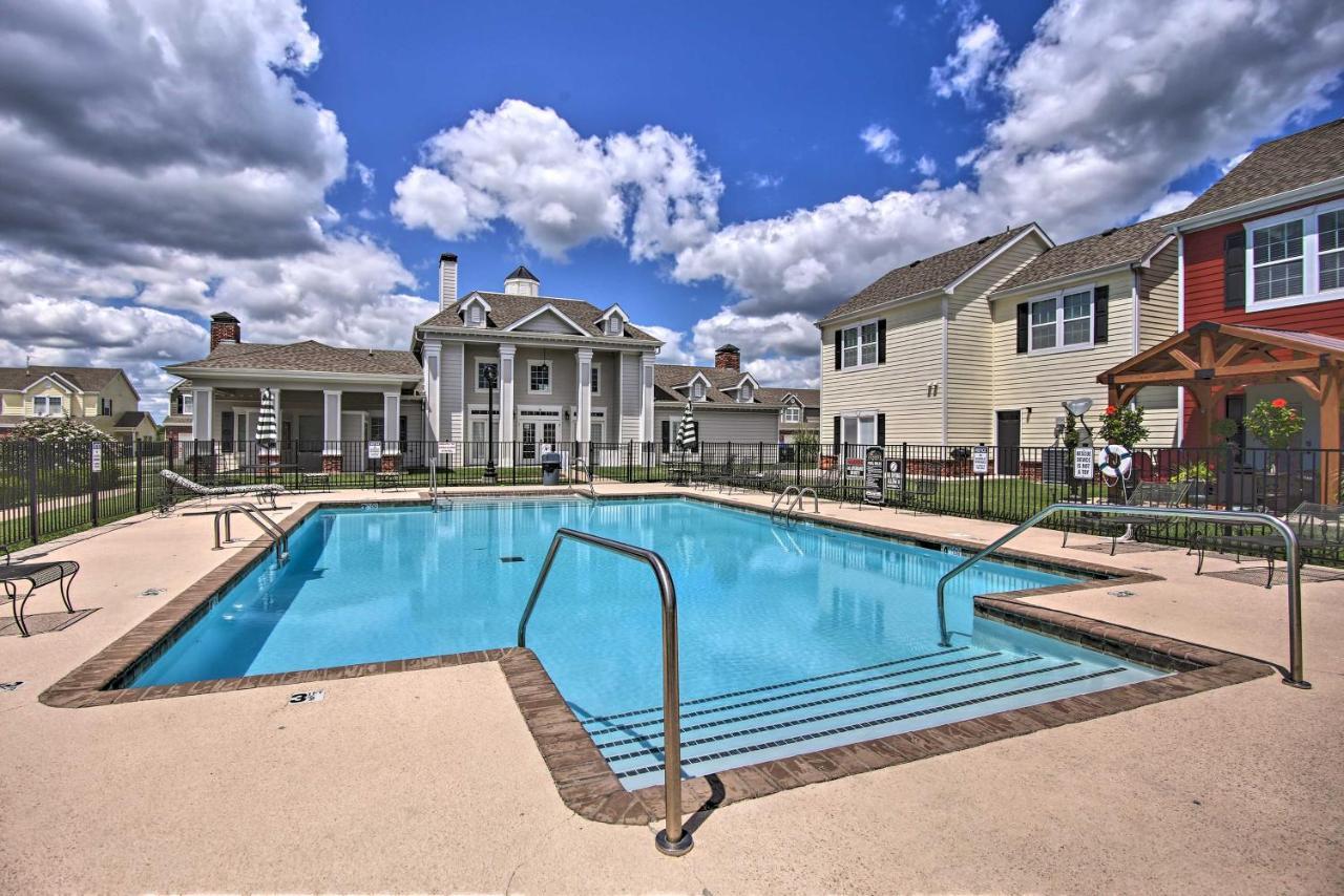 Inviting Afton Townhome With Hot Tub, Walk To Lake! Екстер'єр фото